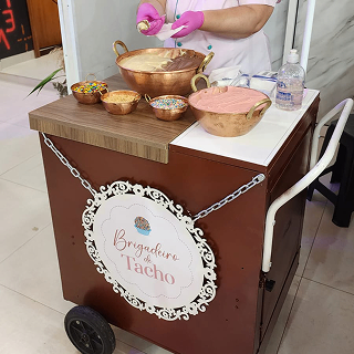 Carrinho da Gordices da Sil em evento