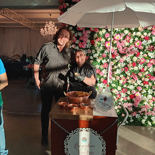 Chef Silvana e equipe apresentando o brigadeiro de tacho